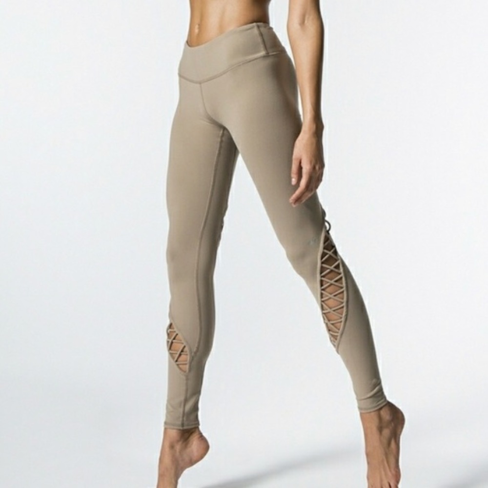 ISO ISO ISO - Picture 3 of 7